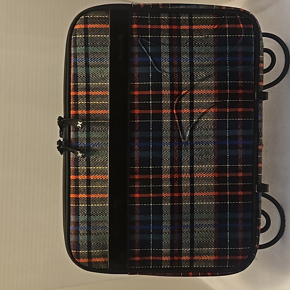Hurley Tartan Plaid Velveteen Lined Zip Office Travel Laptop Case Sleeve